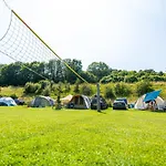 Parque de Campismo Vinkenhof Schin op Geul